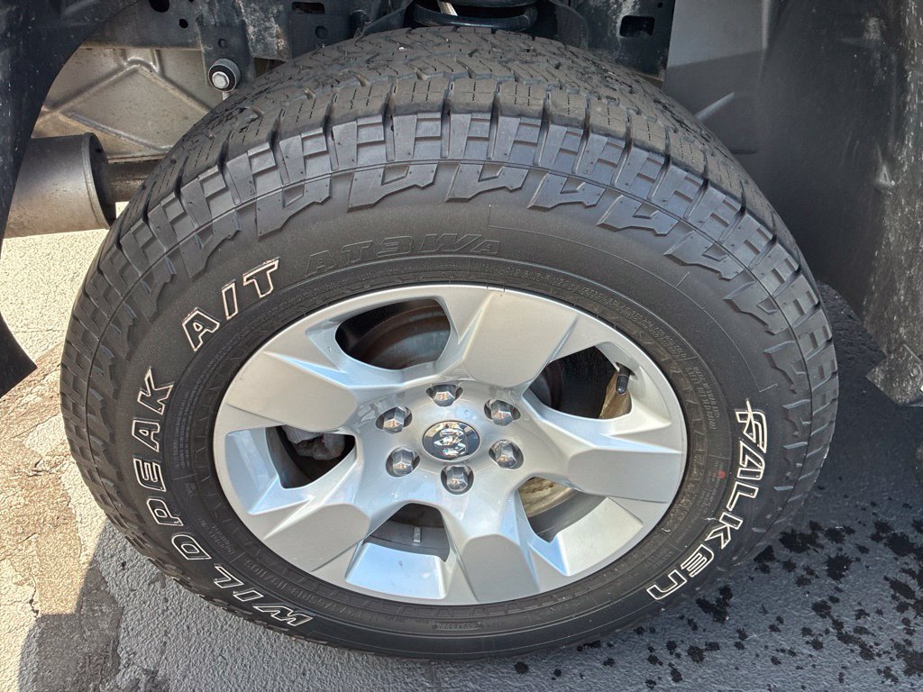 Used 2024 RAM 1500 Big Horn AWD/4WD image 10
