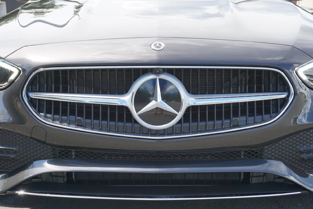 Used 2025 Mercedes-Benz C 300 4MATIC Sedan image 9