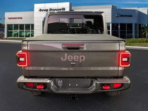 New 2026 Jeep Gladiator Rubicon w/ Dual Top Group image 8