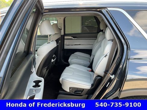 Used 2025 Hyundai Palisade SEL FWD image 26
