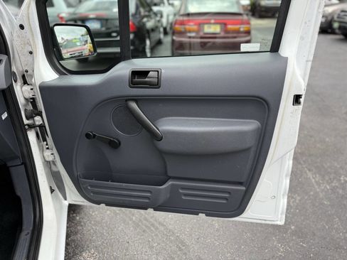 Used 2010 Ford Transit Connect XL image 18