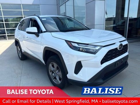 Used 2025 Toyota RAV4 XLE AWD/4WD image 1