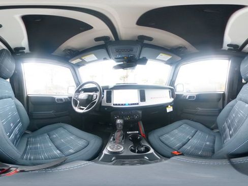 New 2025 Ford Bronco Heritage Edition image 10