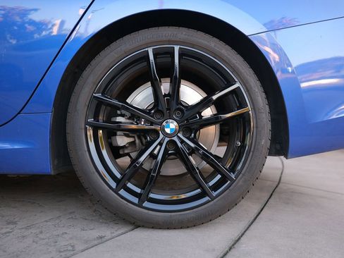 Used 2020 BMW 330i Sedan w/ M Sport Package image 19