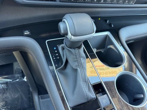 Certified 2025 Toyota Sienna Limited AWD/4WD image 25