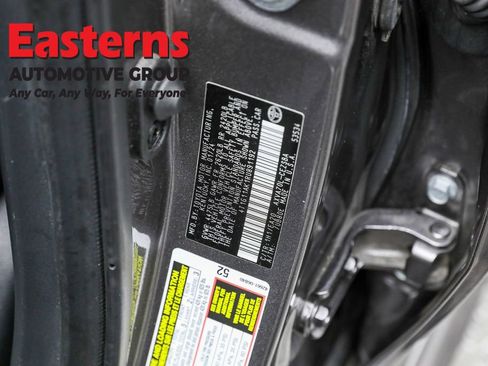 Used 2024 Toyota Camry SE image 60