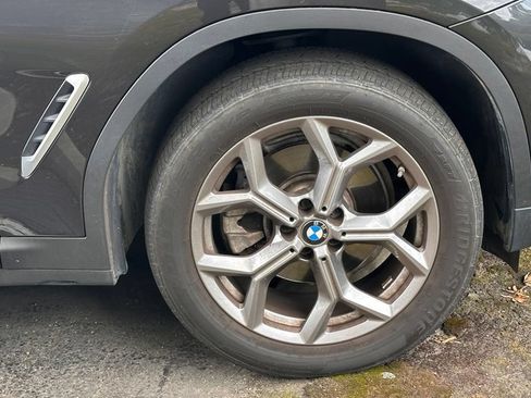 Used 2024 BMW X3 xDrive30i w/ Convenience Package AWD/4WD image 4