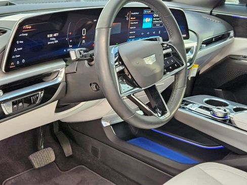 Certified 2024 Cadillac Lyriq Luxury image 10