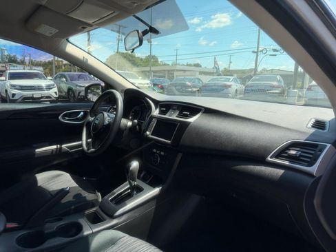 Used 2019 Nissan Sentra SV FWD image 20