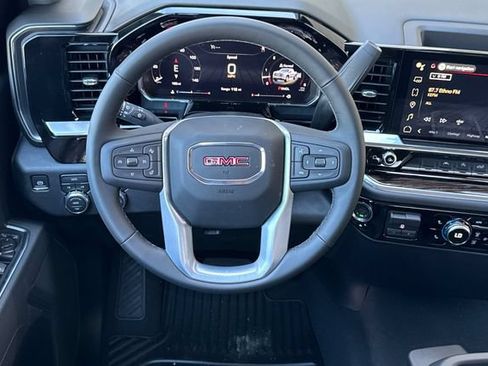 New 2026 GMC Sierra 1500 SLE AWD/4WD image 16