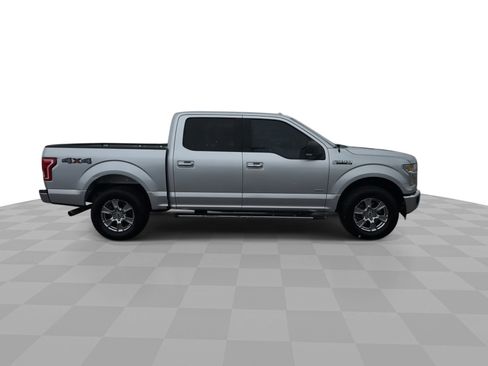 Used 2017 Ford F150 XLT w/ Equipment Group 302A Luxury image 9