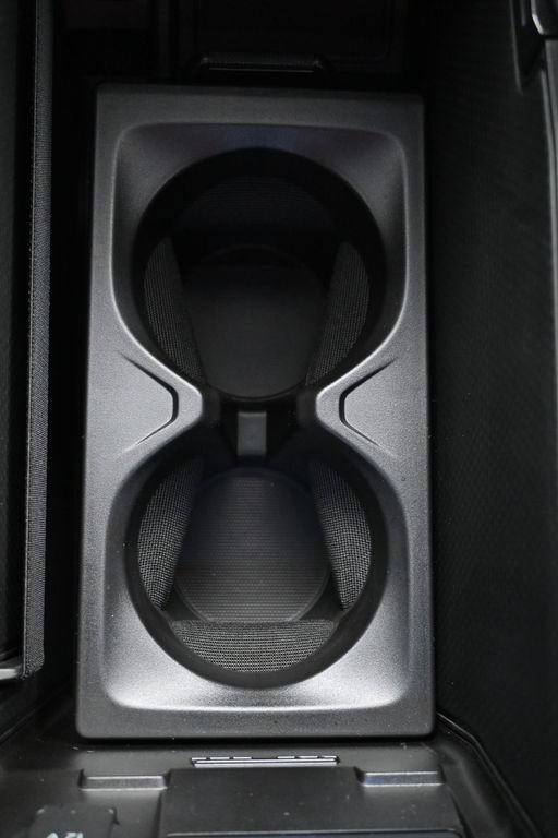 Certified 2026 Porsche Cayenne Electric AWD/4WD image 20