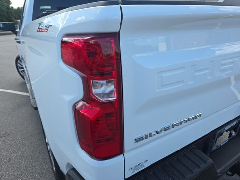 Used 2025 Chevrolet Silverado 1500 Custom Trail Boss AWD/4WD image 34