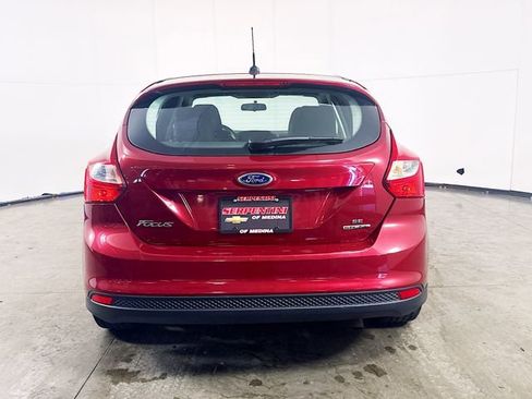 Used 2013 Ford Focus SE w/ SE Winter Pkg FWD image 6