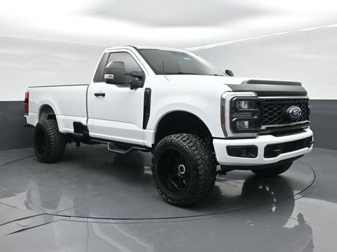 Used 2025 Ford F350 XL w/ STX Appearance Package AWD/4WD image 2