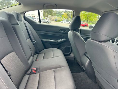 Used 2025 Nissan Altima 2.5 SV FWD image 14