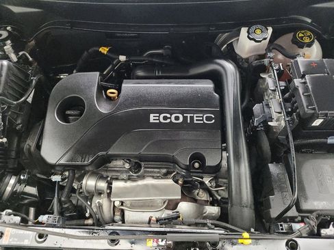 Used 2020 Chevrolet Equinox LS w/ LS Convenience Package image 30