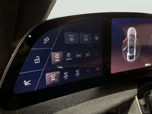 Used 2024 Lucid Air Touring image 43