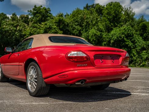 Used 1999 Jaguar XK8 Convertible RWD image 12