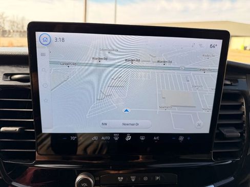 Used 2024 Ford Transit 350 XLT image 5