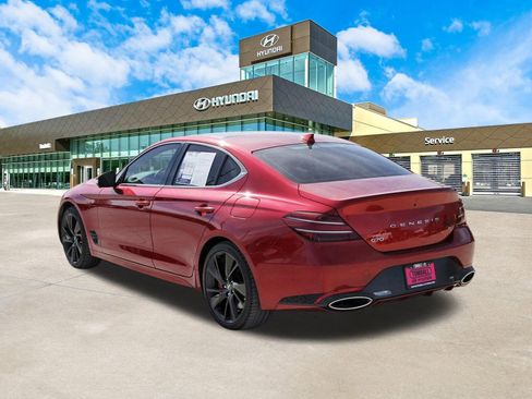 Used 2023 Genesis G70 3.3T w/ Sport Prestige Package RWD image 8