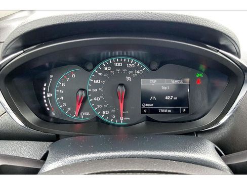 Used 2021 Chevrolet Trax LT w/ Driver Confidence Package AWD/4WD image 21