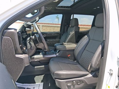Used 2024 Chevrolet Silverado 1500 ZR2 w/ Technology Package AWD/4WD image 18