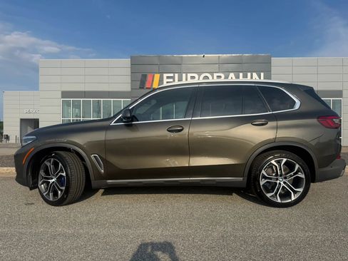Used 2020 BMW X5 xDrive40i w/ Premium Package AWD/4WD image 2