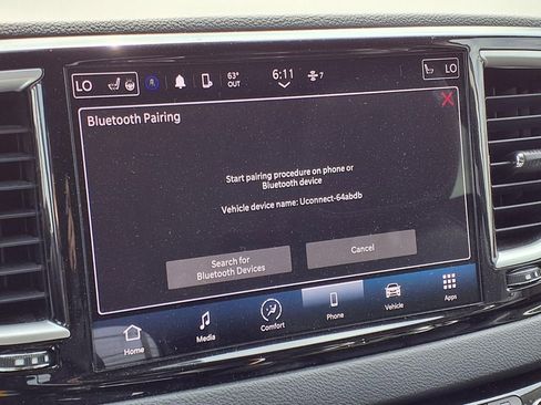 Used 2023 Chrysler Pacifica Touring-L image 12