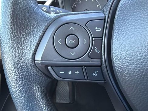 Used 2025 Toyota Corolla LE FWD image 19