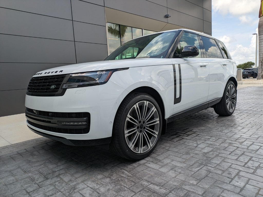 New 2026 Land Rover Range Rover SE AWD/4WD image 1