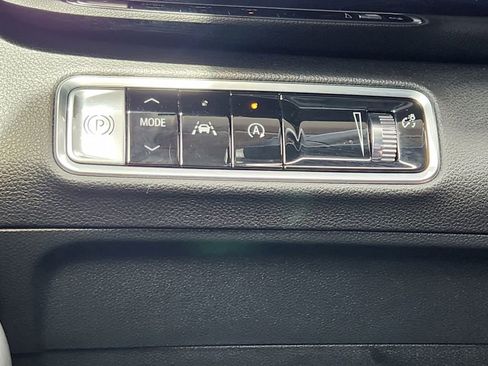 Used 2024 Buick Envision Preferred AWD/4WD image 13