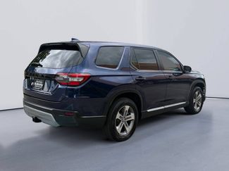 Used 2023 Honda Pilot EX-L video 3