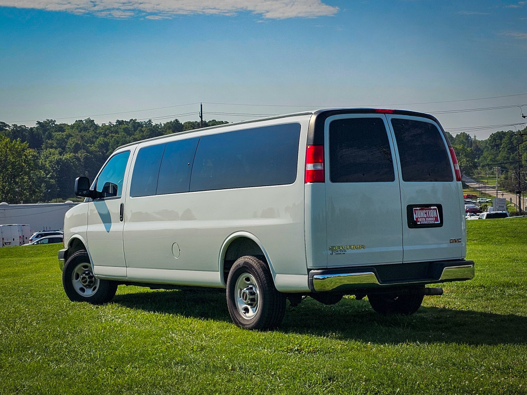 Used 2025 GMC Savana 3500 LT w/ LT Preferred Equipment Group RWD image 6