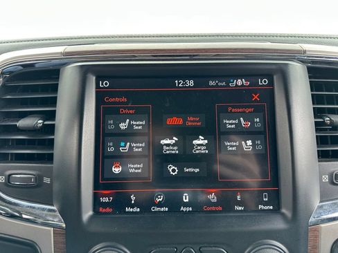 Used 2018 RAM 2500 Laramie w/ Snow Chief Group AWD/4WD image 30