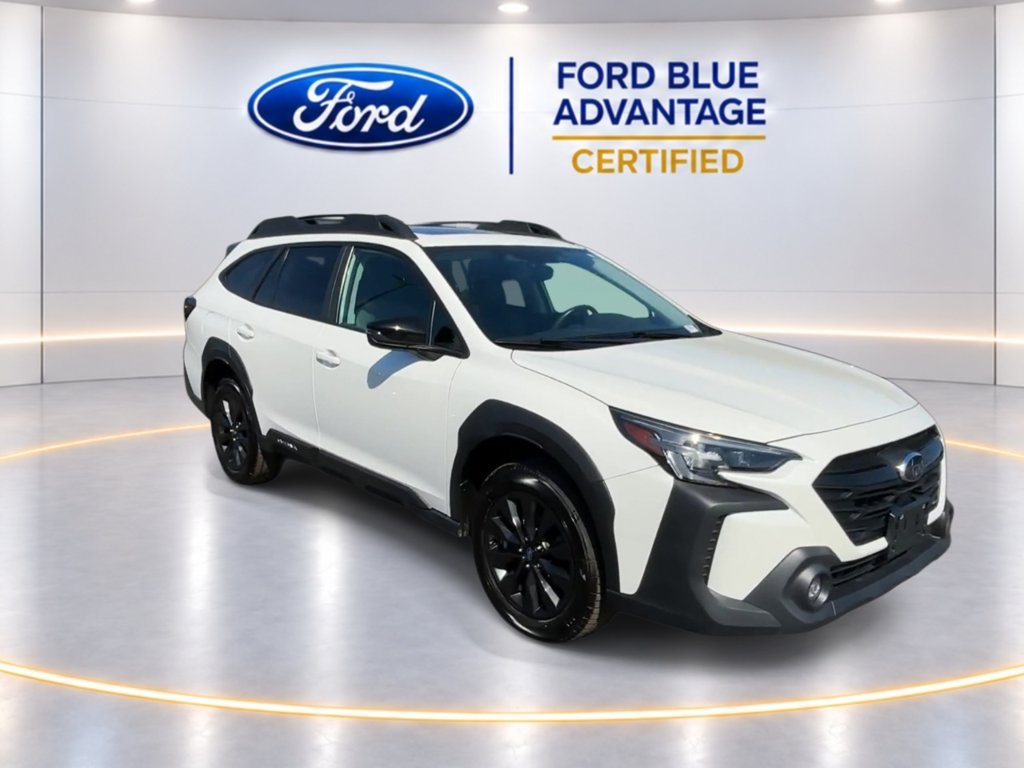 Used 2023 Subaru Outback Onyx Edition AWD/4WD image 3