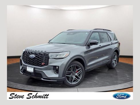 Used 2025 Ford Explorer ST AWD/4WD image 1