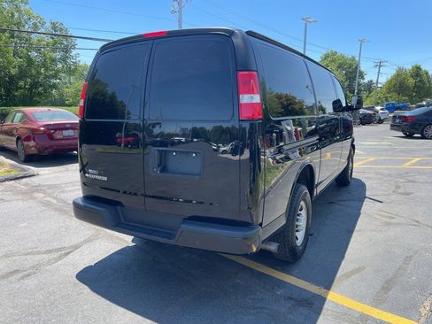 Used 2023 Chevrolet Express 2500 w/ Driver Convenience Package RWD image 5