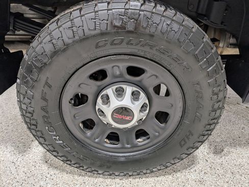 Used 2022 GMC Sierra 3500 Pro w/ Convenience Package image 11