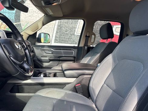 Used 2020 RAM 1500 Big Horn AWD/4WD image 11