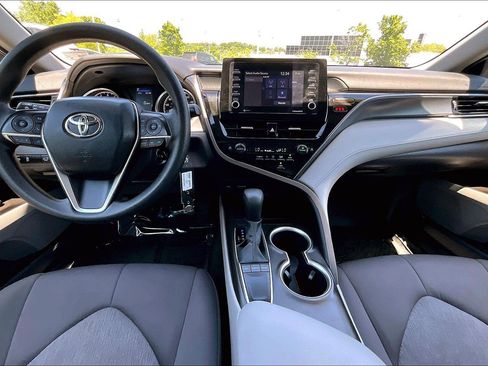 Used 2023 Toyota Camry LE FWD image 13