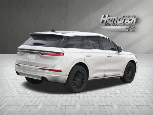 Used 2021 Lincoln Corsair Reserve AWD/4WD image 9