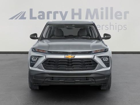 Used 2025 Chevrolet TrailBlazer LS w/ LS Convenience Package image 7