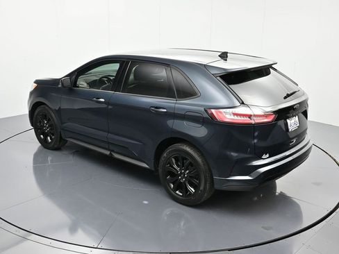 Certified 2022 Ford Edge SE w/ Black Appearance Package image 50
