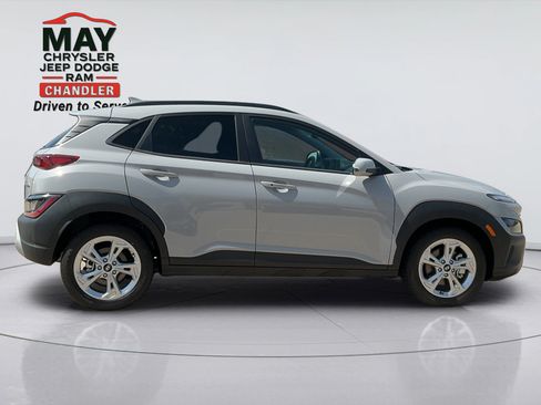 Used 2023 Hyundai Kona SEL AWD/4WD image 8