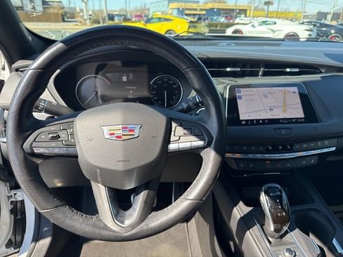 Used 2021 Cadillac XT4 Sport image 13
