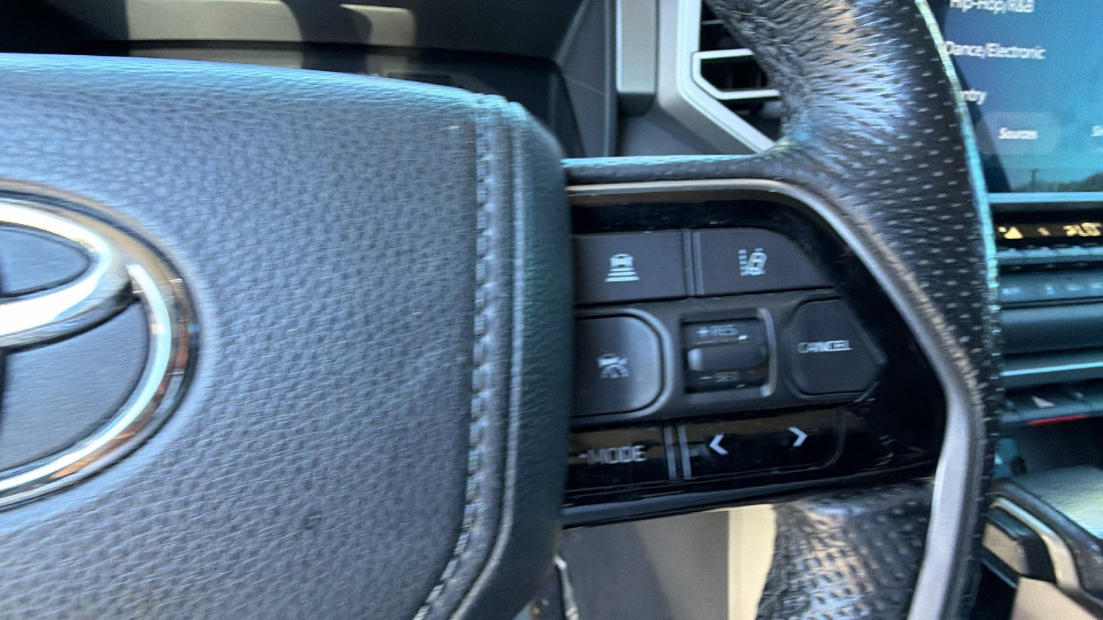Used 2022 Toyota Tundra Limited RWD image 28