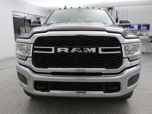 Used 2019 RAM 3500 Tradesman AWD/4WD image 2