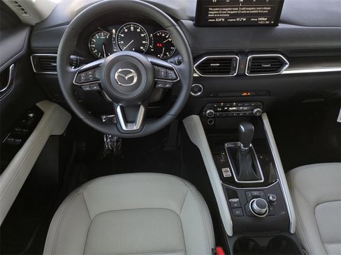 New 2025 MAZDA CX-5 AWD 2.5 S w/ Premium Plus Pkg image 16
