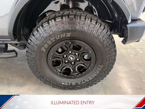 Used 2022 Ford Bronco Wildtrak AWD/4WD image 14